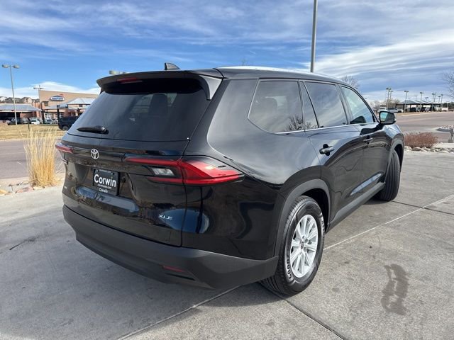 Used 2025 Toyota Grand Highlander XLE image 7