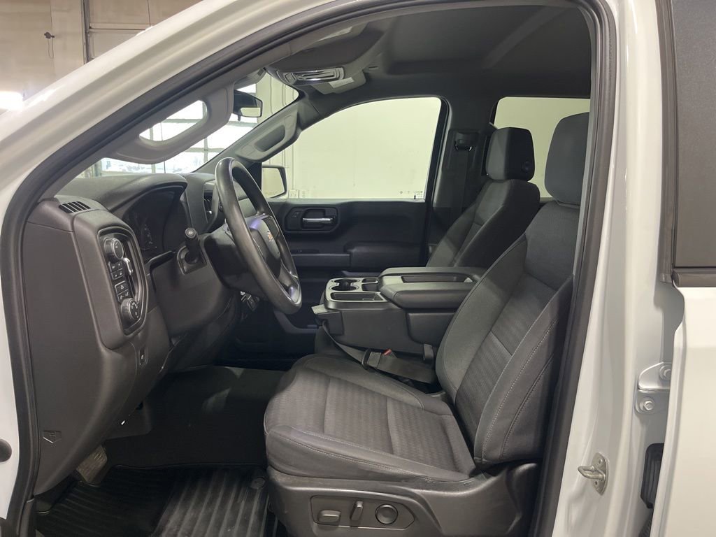 Certified 2022 Chevrolet Silverado 1500 Custom image 28