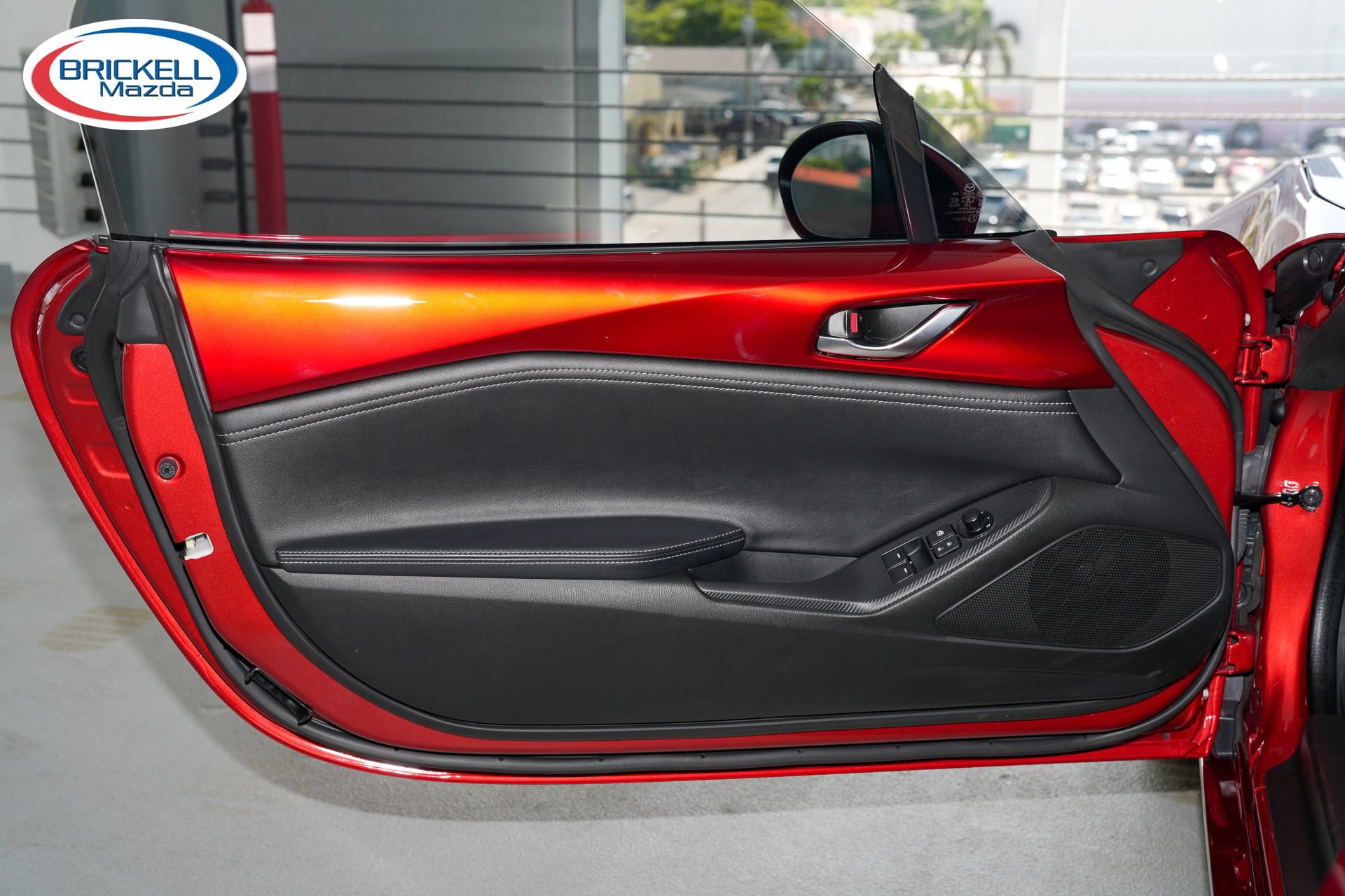 Used 2025 MAZDA MX-5 Miata Grand Touring w/ Weather Package RWD image 11