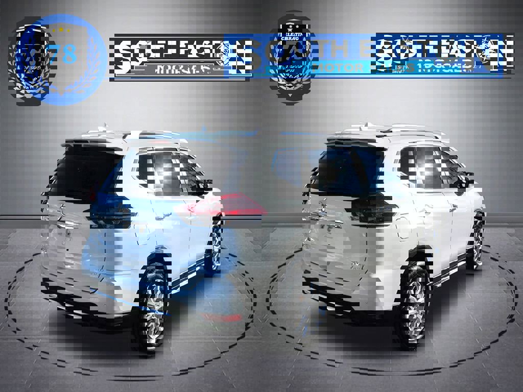 Used 2019 Nissan Rogue SV image 6