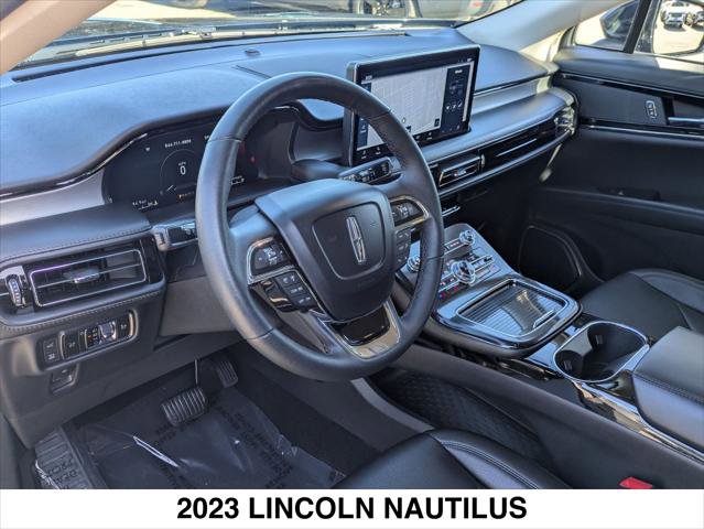 Certified 2023 Lincoln Nautilus AWD w/ Premium Package image 12