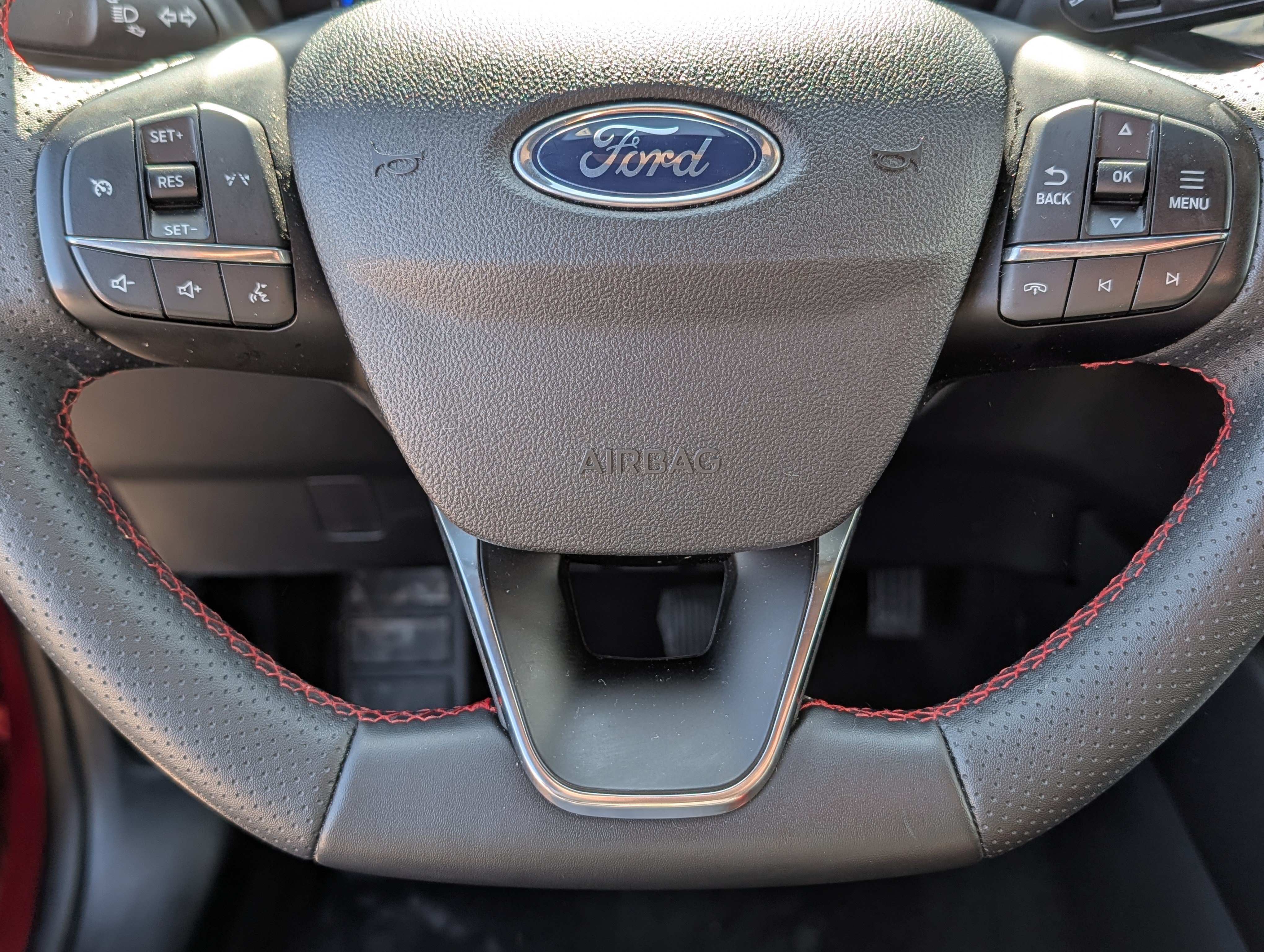 Used 2025 Ford Escape ST-Line AWD/4WD image 25