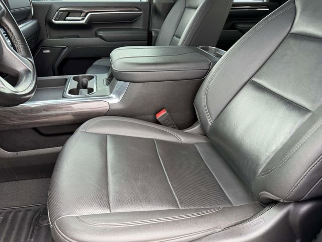 Used 2024 Chevrolet Silverado 2500 LTZ w/ LTZ Convenience Package AWD/4WD image 21