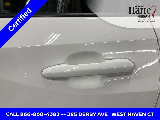 Used 2021 Toyota RAV4 LE image 6