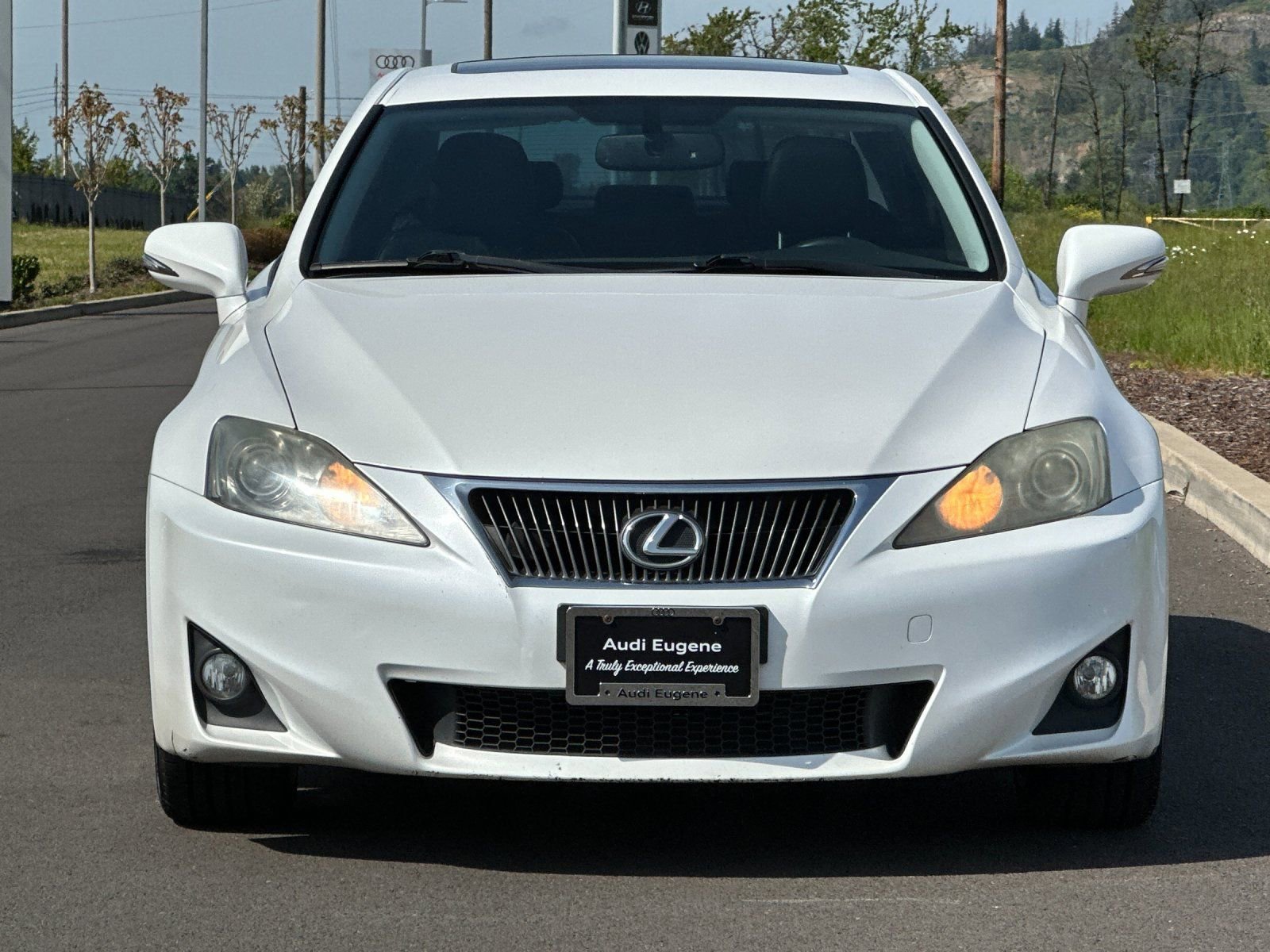Used 2011 Lexus IS 250 w/ Premium Pkg Value Edition RWD image 8