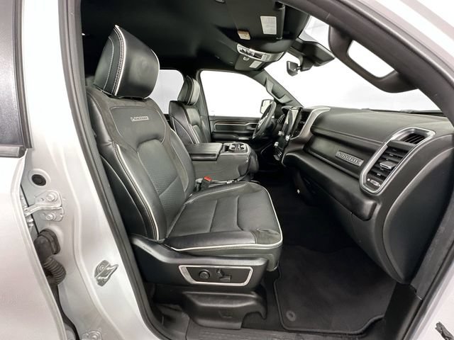 Used 2025 RAM 1500 Laramie AWD/4WD image 28