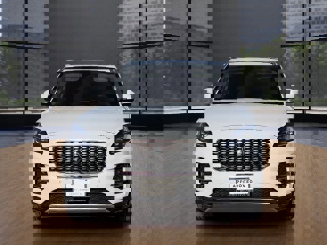 Certified 2021 Jaguar E-PACE SE image 8