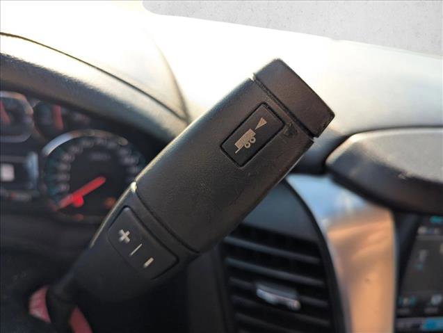 Used 2019 Chevrolet Suburban LT image 14