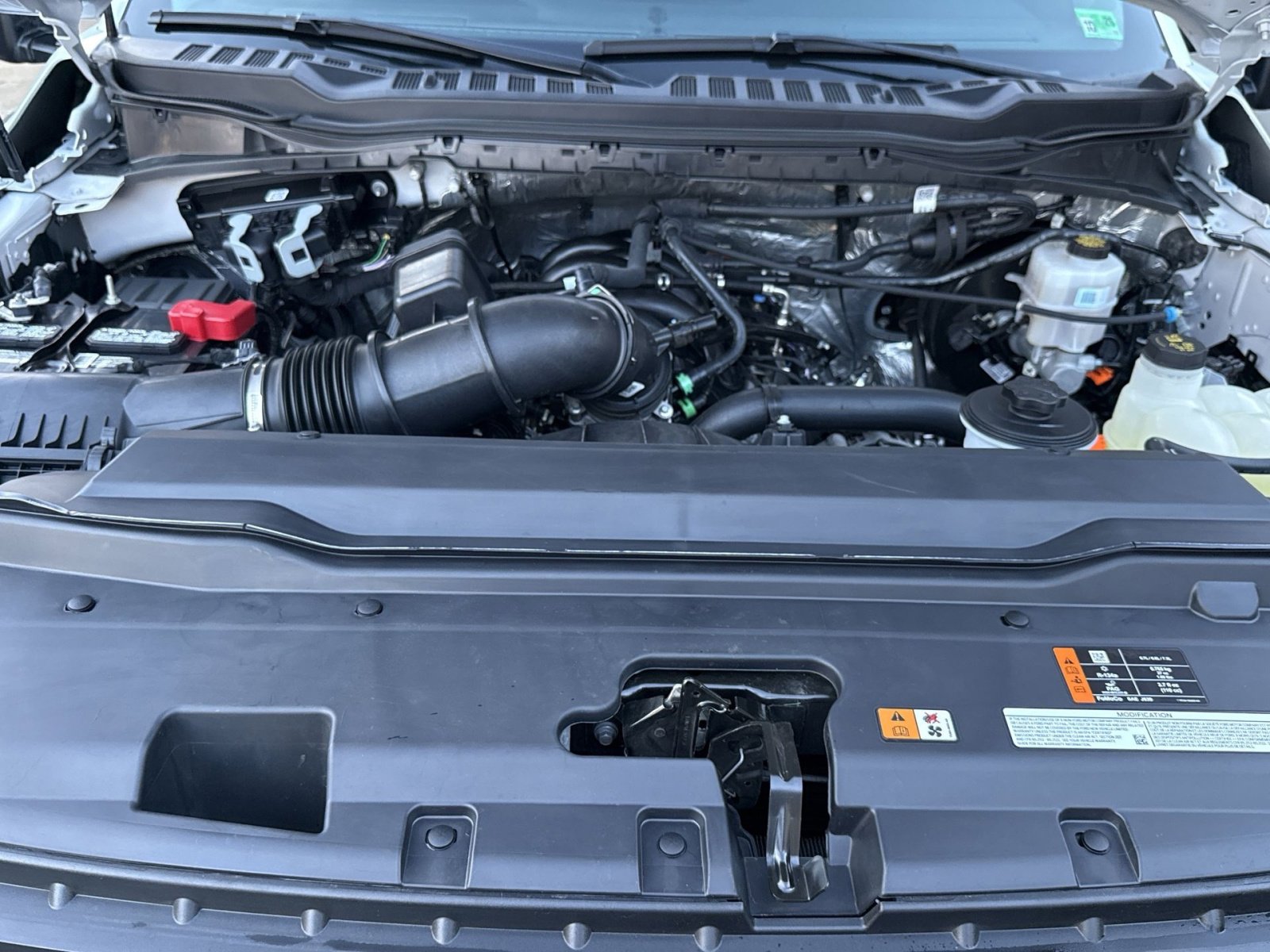 Used 2024 Ford F250 XL w/ Snow Plow Prep Package image 38