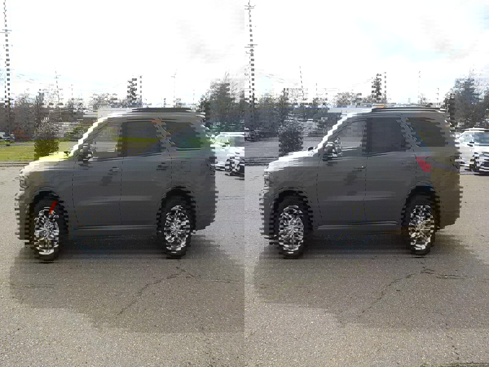 Used 2025 Dodge Durango GT image 8