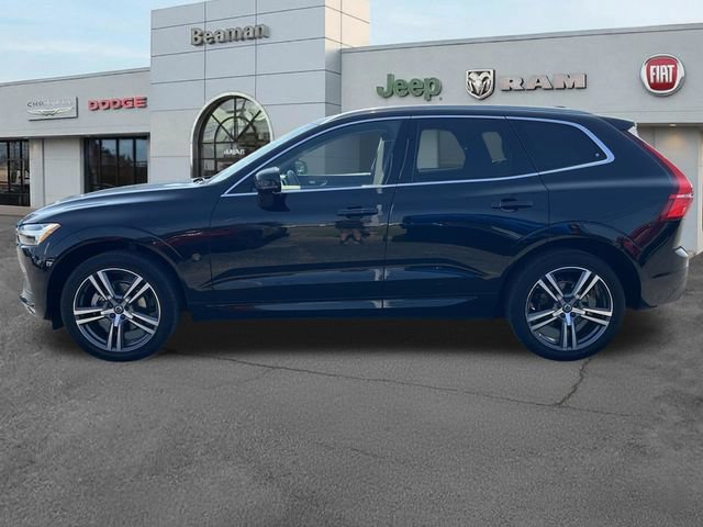 Used 2021 Volvo XC60 T5 Momentum w/ Protection Package Premier FWD image 4