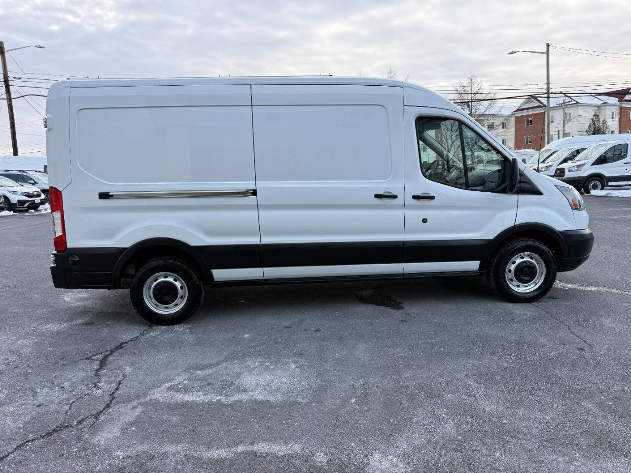 Used 2019 Ford Transit 350 148 Medium Roof RWD image 32