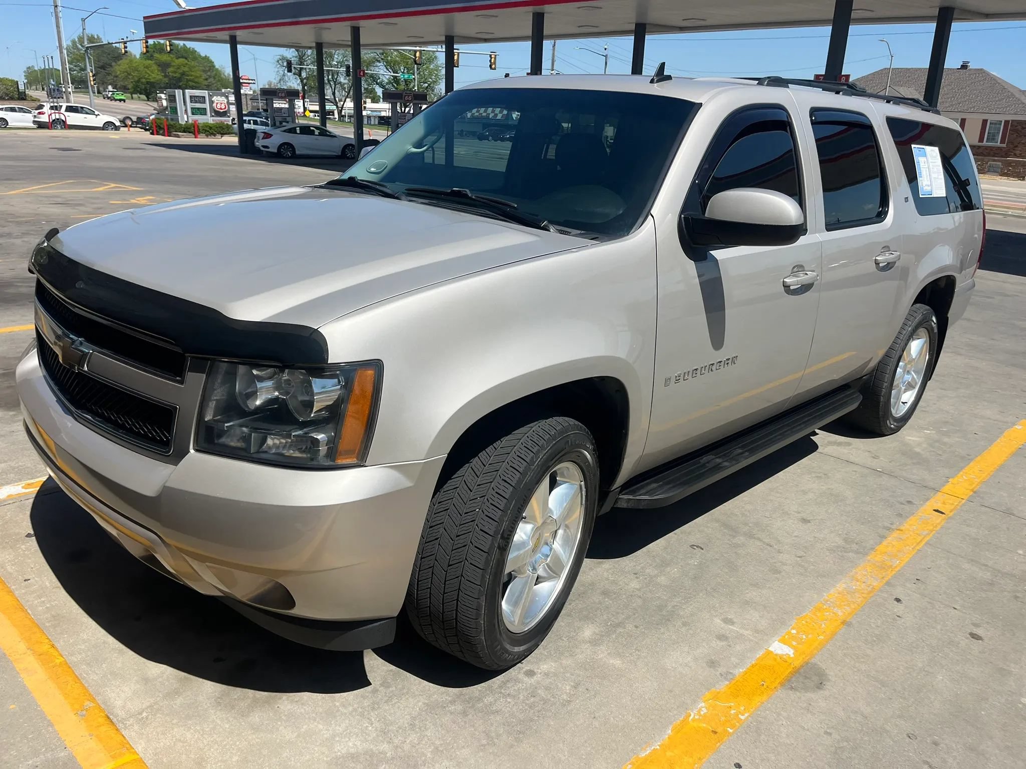 Used 2009 Chevrolet Suburban LT AWD/4WD image 1