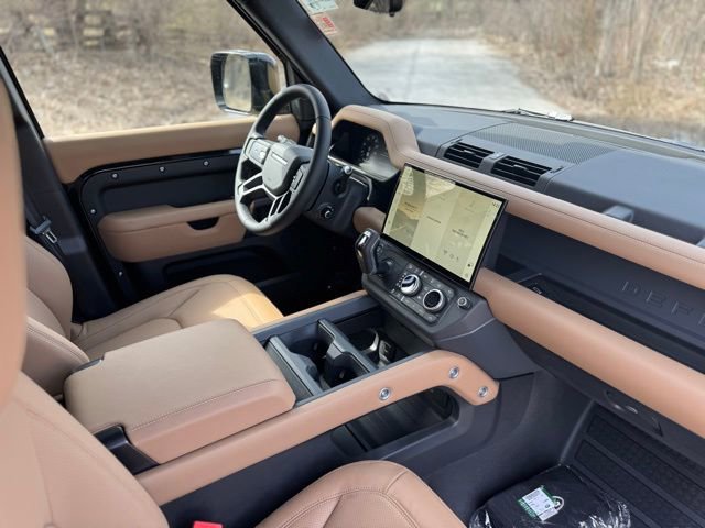 New 2026 Land Rover Defender 110 X-Dynamic SE AWD/4WD image 19