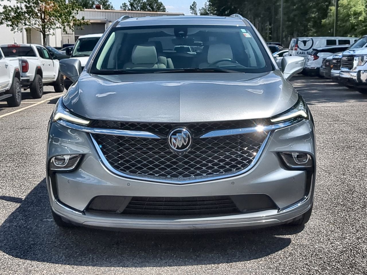 Used 2024 Buick Enclave Avenir FWD image 3