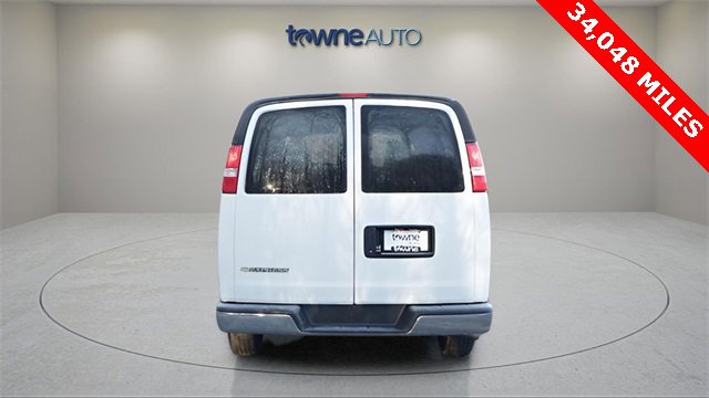 Used 2021 Chevrolet Express 3500 LT w/ LT Preferred Equipment Group image 4