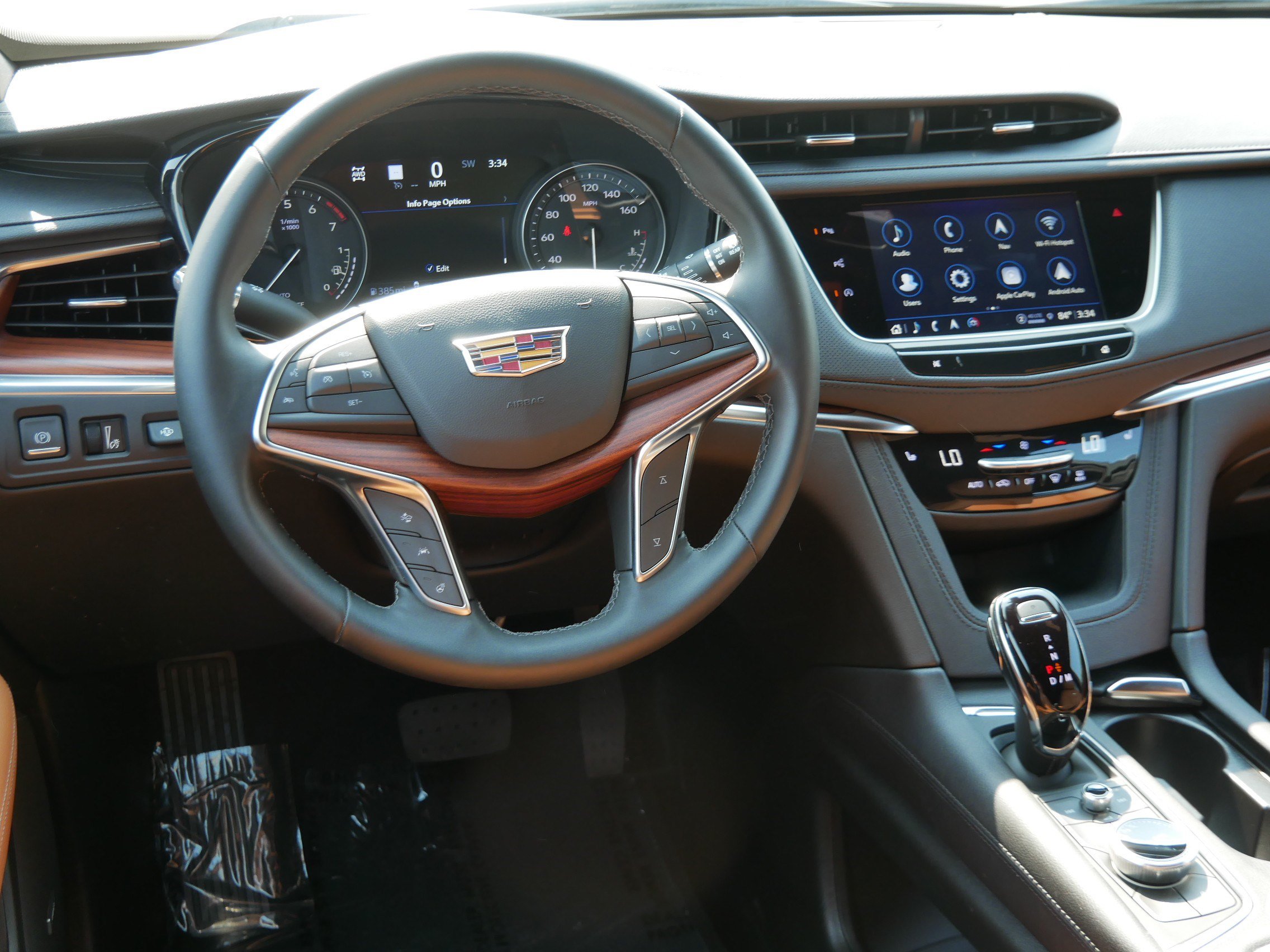 Used 2026 Cadillac XT5 Premium Luxury w/ LPO, Floor Liner Package AWD/4WD image 17
