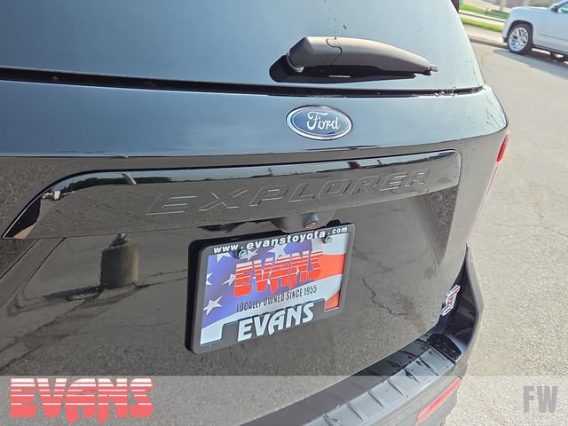 Used 2023 Ford Explorer ST w/ Equipment Group 401A AWD/4WD image 4
