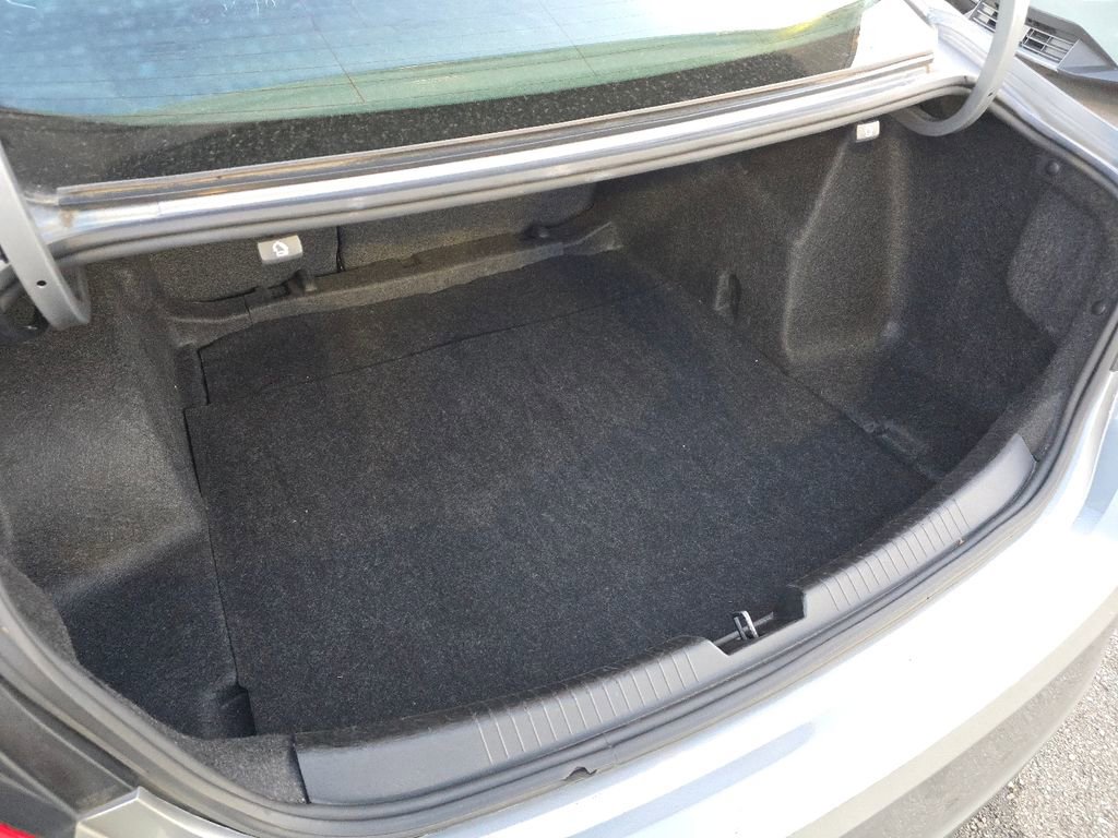 Used 2023 Chevrolet Malibu LT image 18