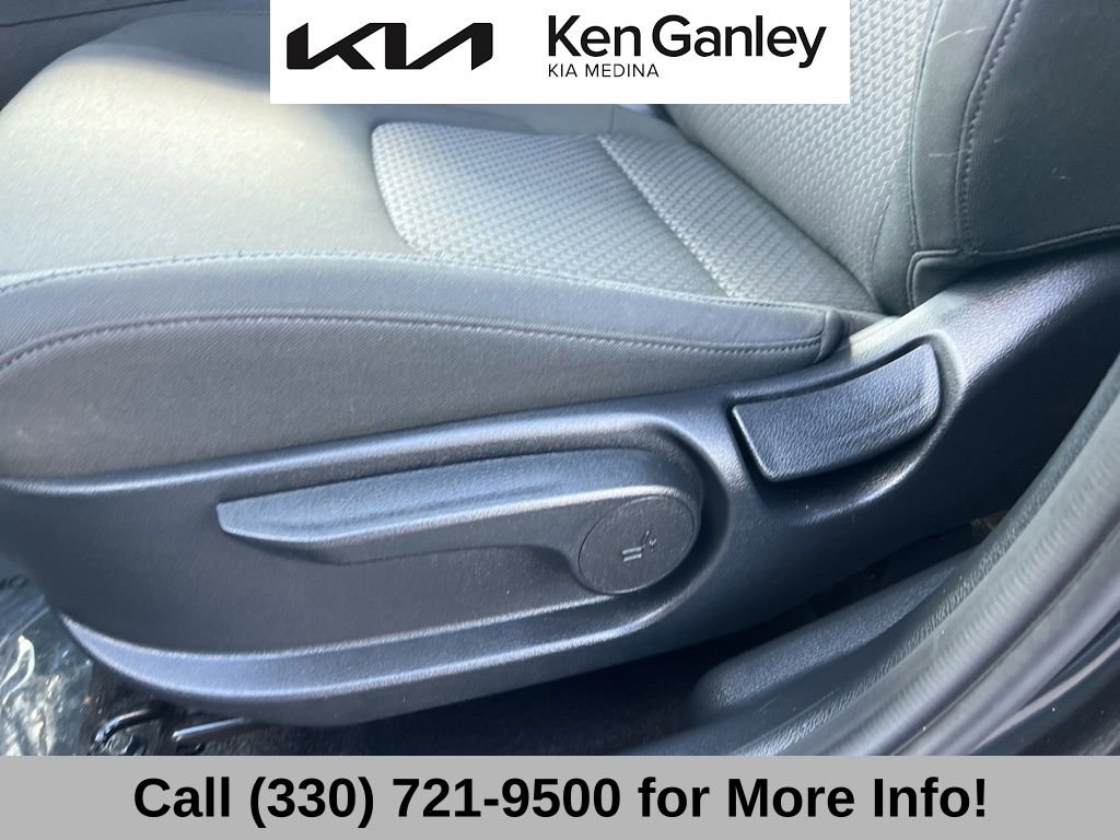 Certified 2025 Kia Sportage LX image 29