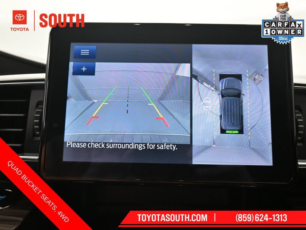 Used 2023 Ford Explorer Limited AWD/4WD image 19