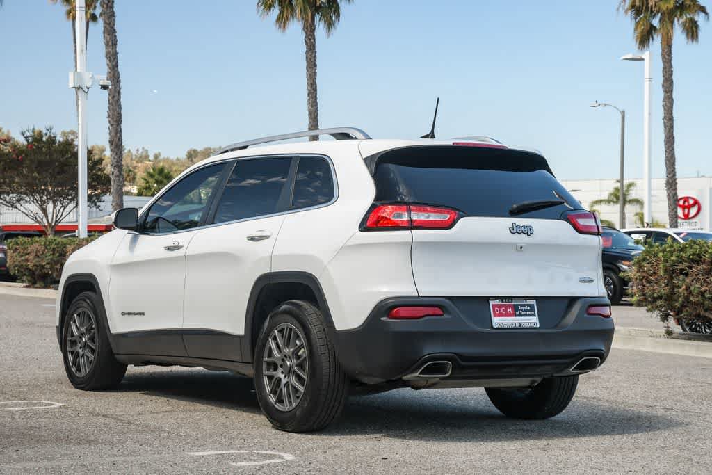 Used 2016 Jeep Cherokee Latitude w/ Comfort/Convenience Group FWD image 7