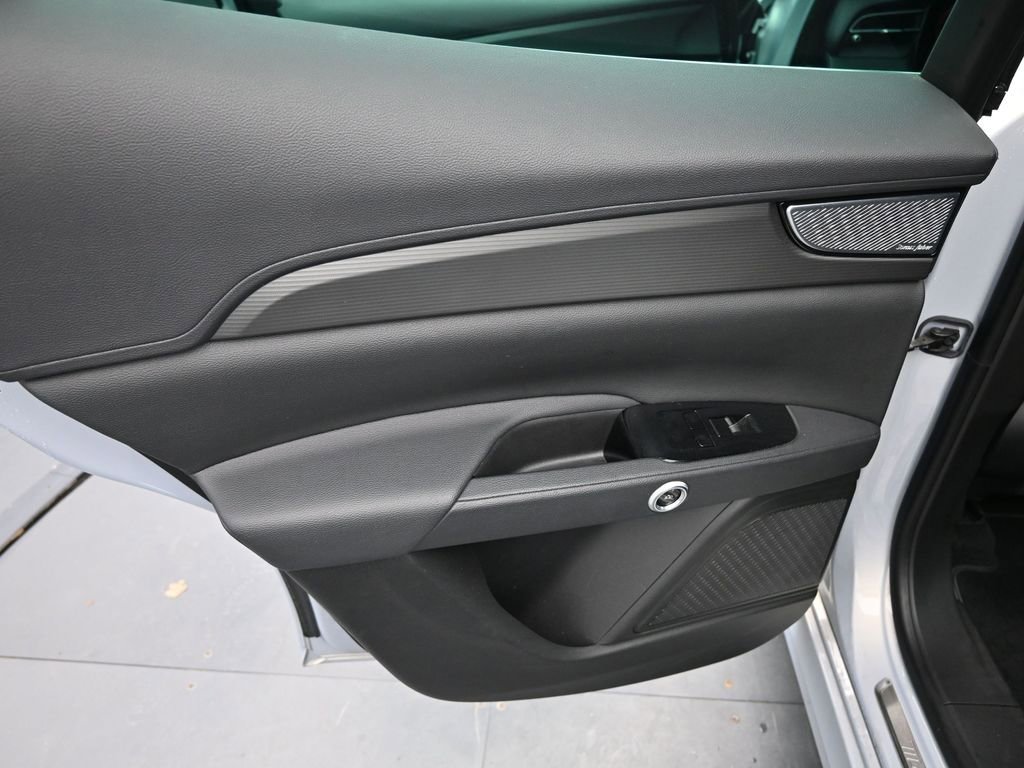 Used 2024 Maserati Grecale GT image 29