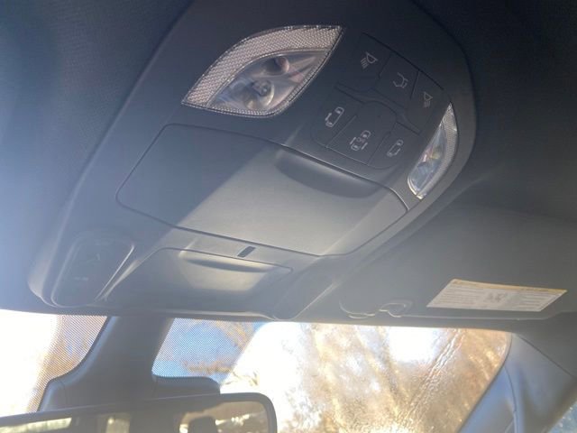 Used 2023 Chrysler Pacifica Limited w/ S Appearance Package FWD image 22