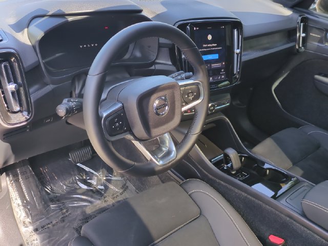 Certified 2023 Volvo C40 P8 Recharge Ultimate AWD/4WD image 12