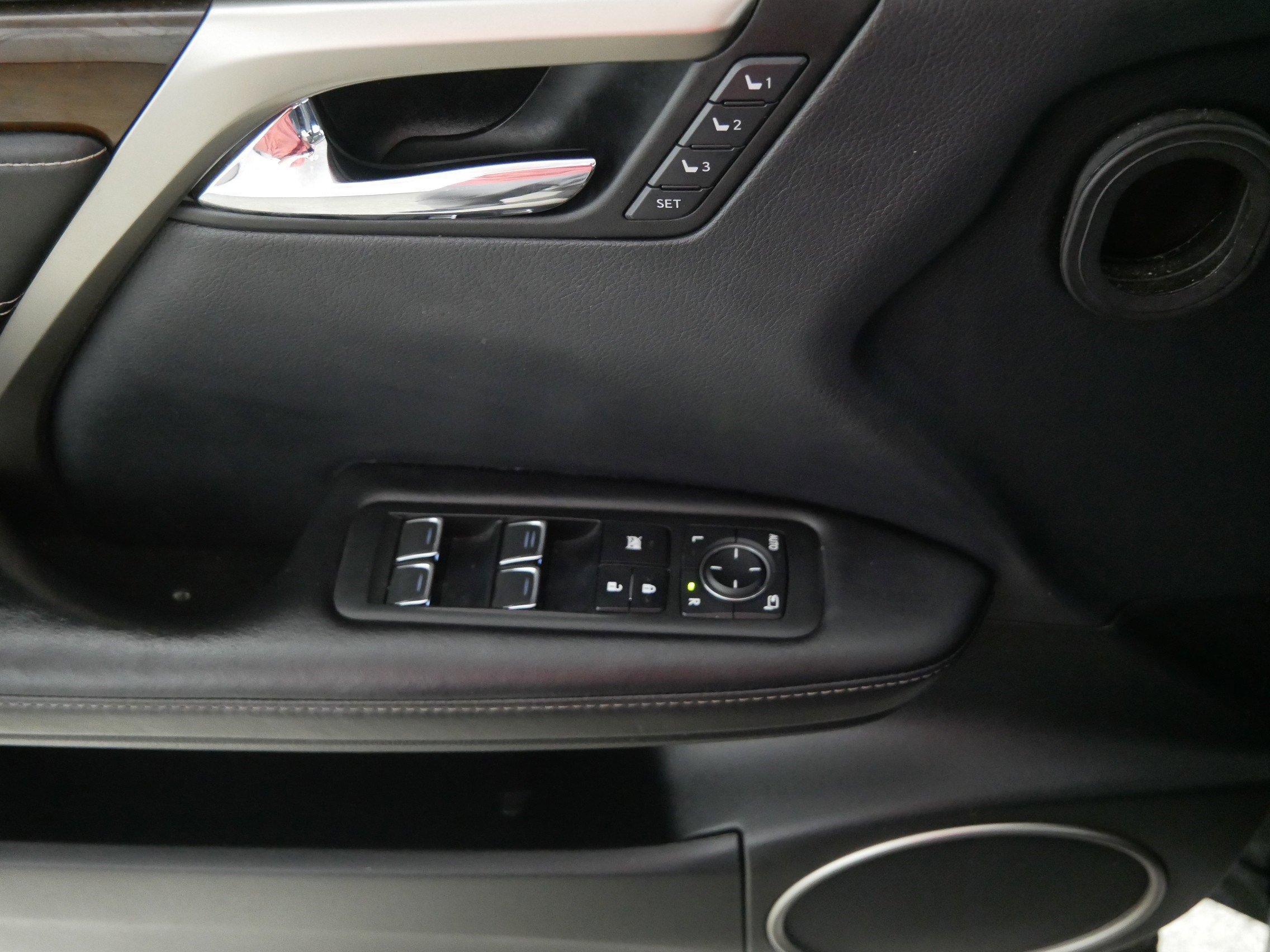 Used 2018 Lexus RX 350 AWD image 19