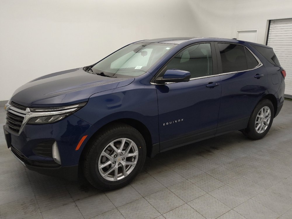 Used 2022 Chevrolet Equinox LT image 2