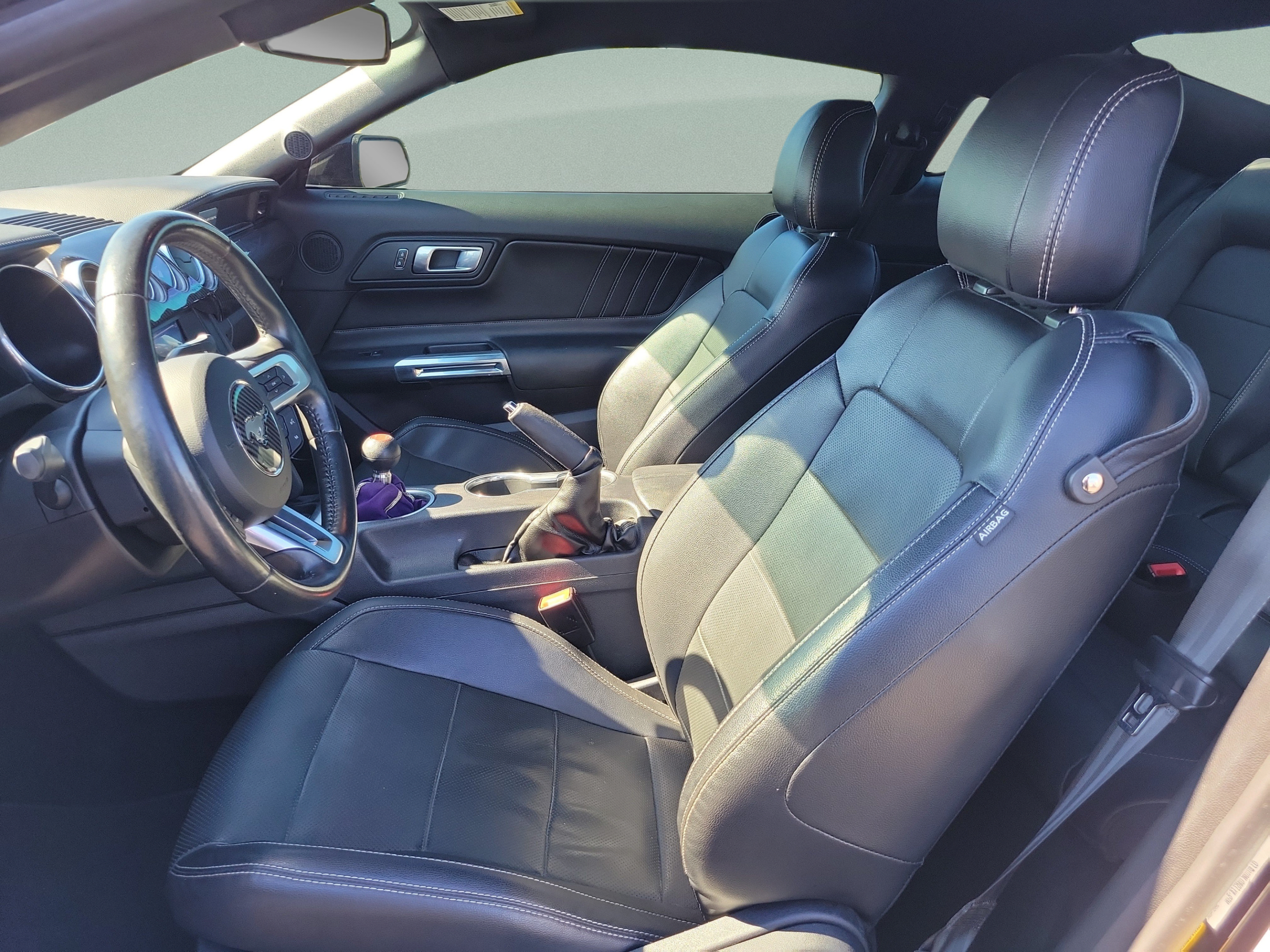 Used 2019 Ford Mustang GT Premium w/ GT Performance Package RWD image 13