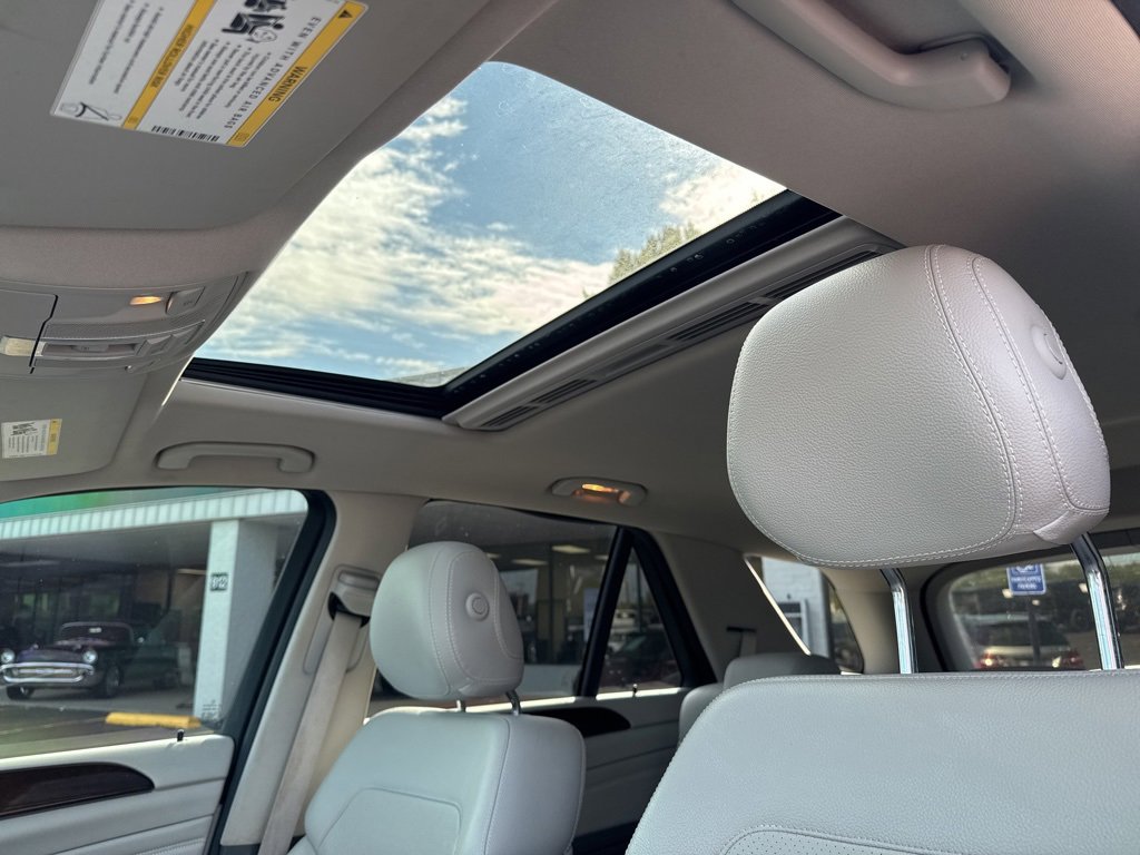 Used 2015 Mercedes-Benz ML 350 4MATIC image 21