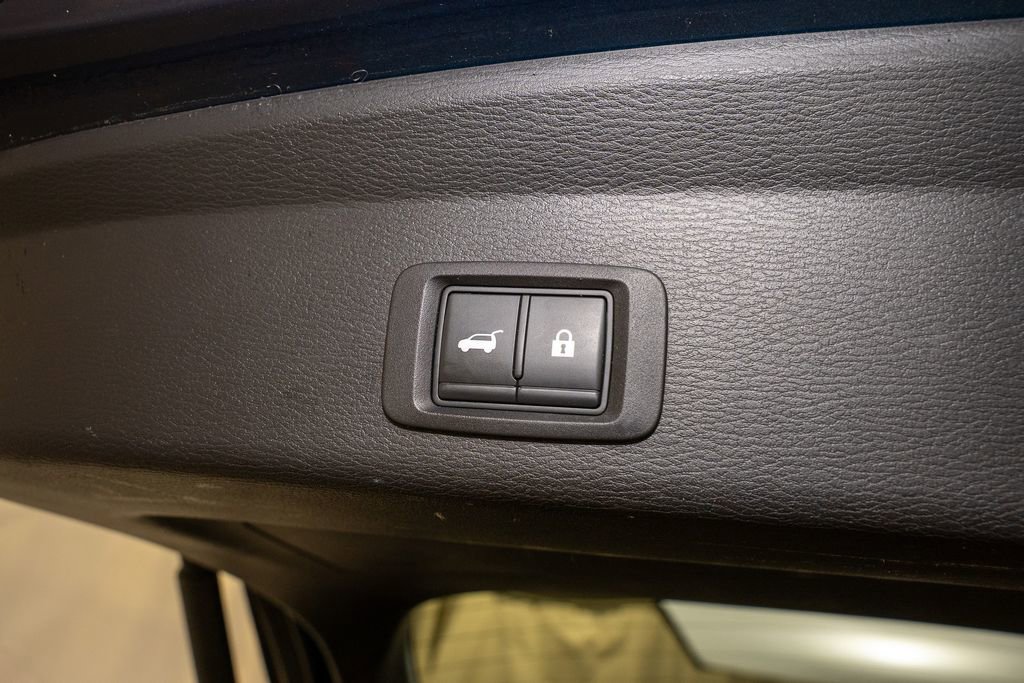 Used 2022 Mitsubishi Outlander SEL image 6