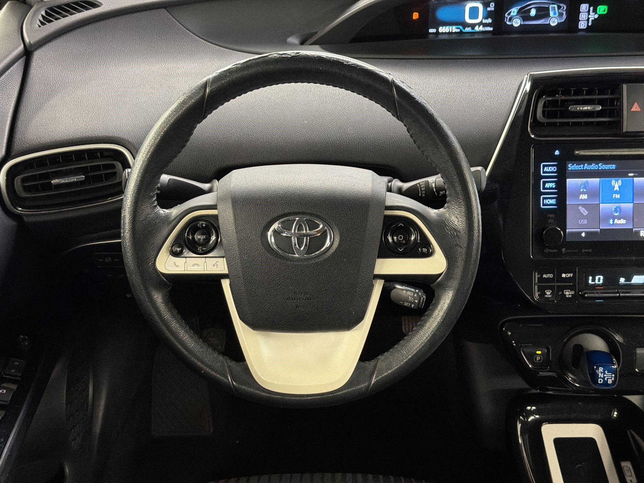 Used 2016 Toyota Prius Three FWD image 11