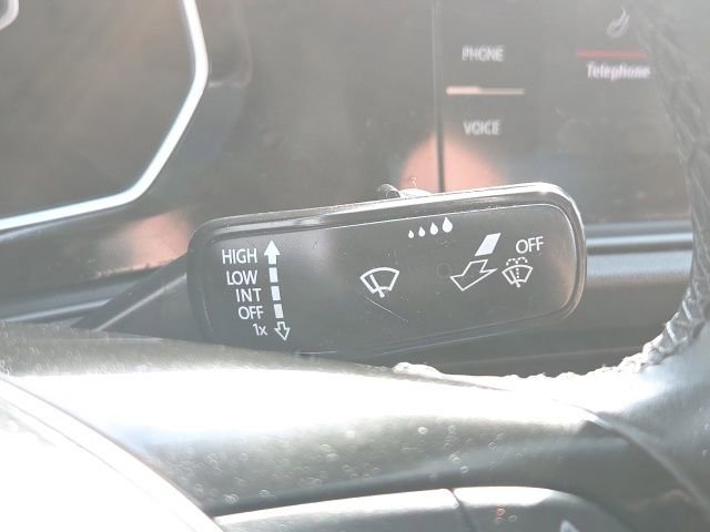 Used 2019 Volkswagen Jetta SEL image 35