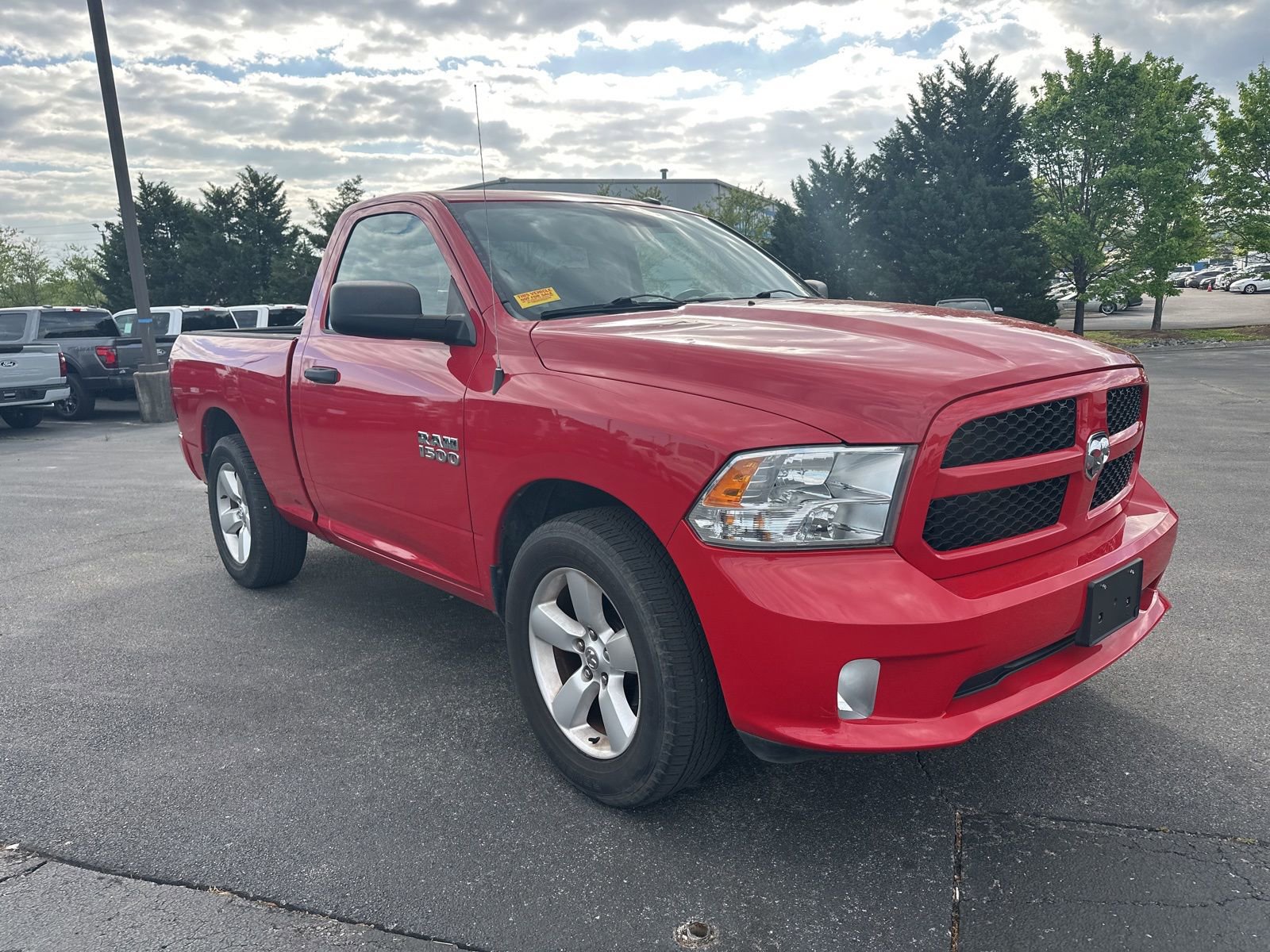 Used 2014 RAM 1500 Express image 2