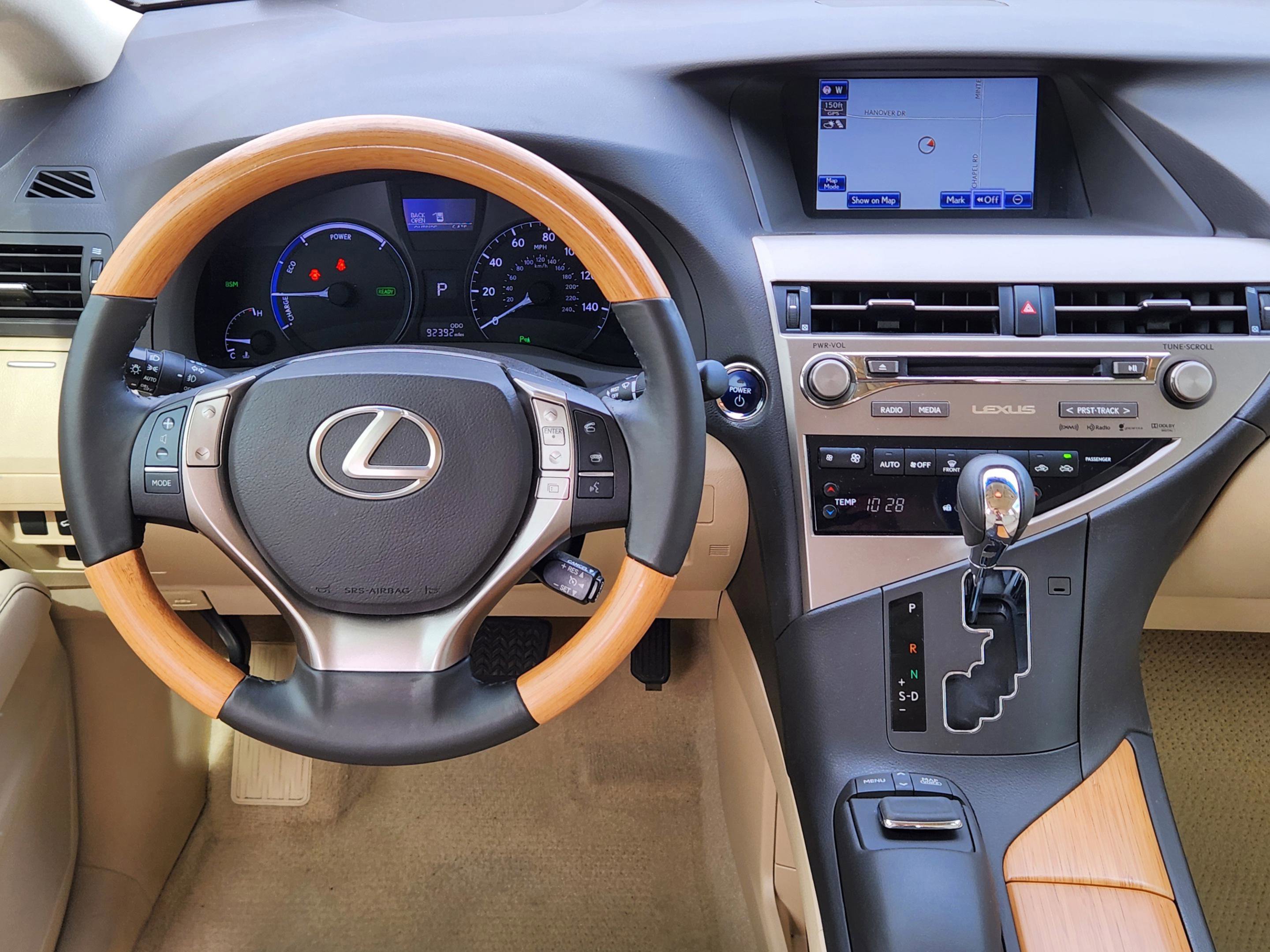 Used 2015 Lexus RX 450h FWD image 28