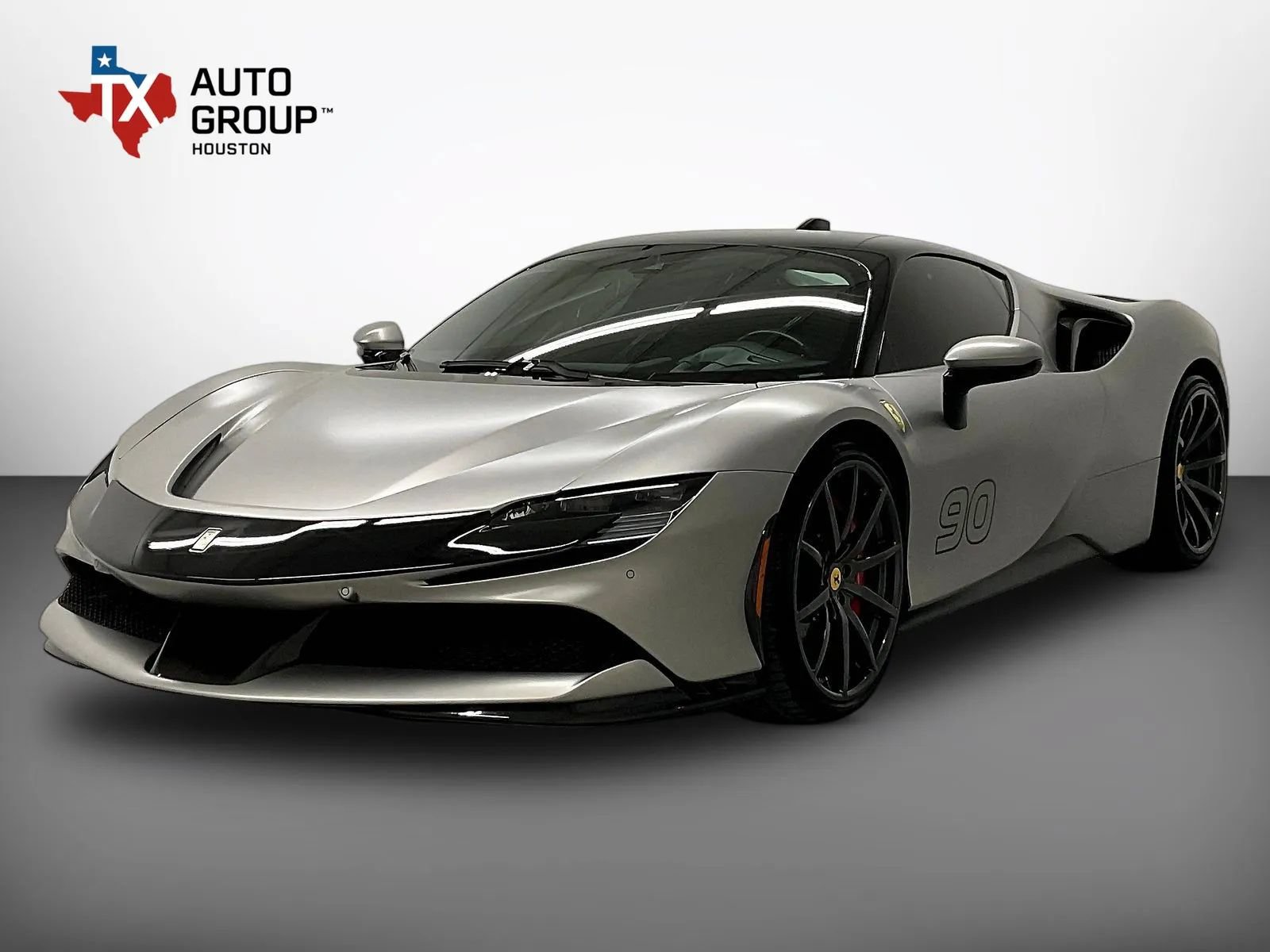 Used 2021 Ferrari SF90 Stradale AWD/4WD image 4