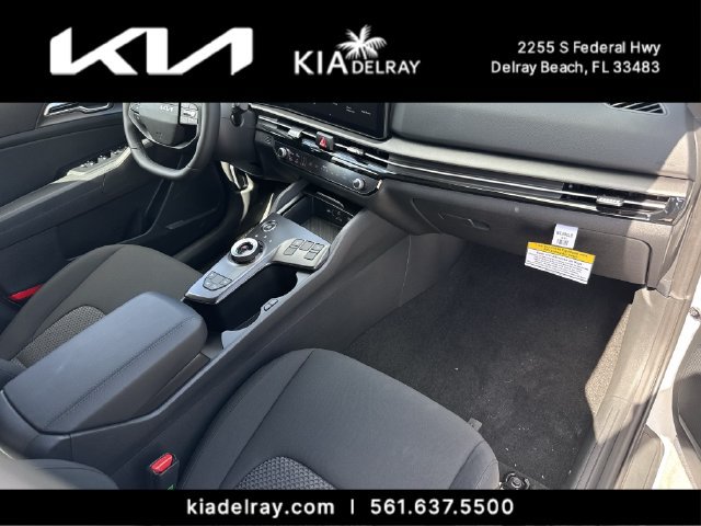 New 2027 Kia Sportage S FWD image 10