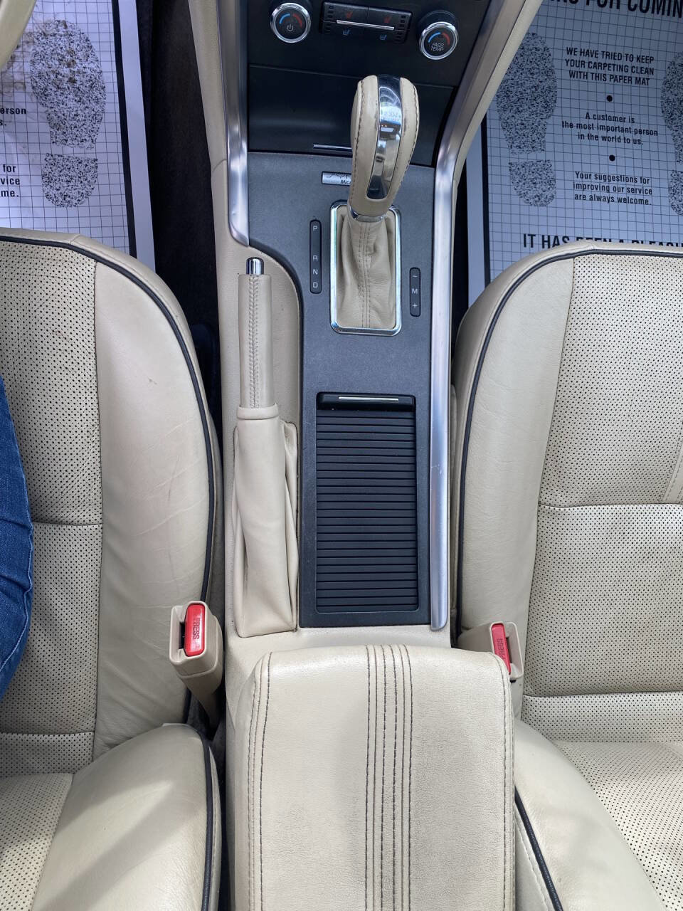 Used 2012 Lincoln MKZ image 9