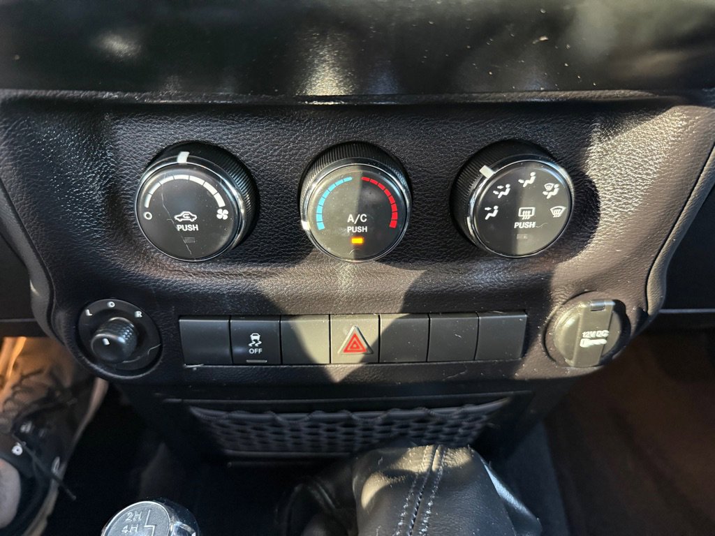 Used 2014 Jeep Wrangler Sport w/ Quick Order Package 23S image 26