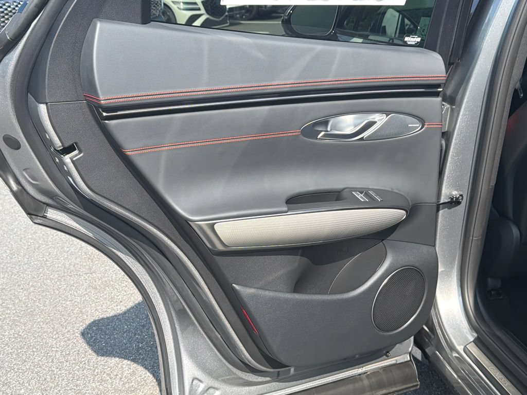 New 2027 Genesis GV70 2.5T Sport Prestige AWD/4WD image 24