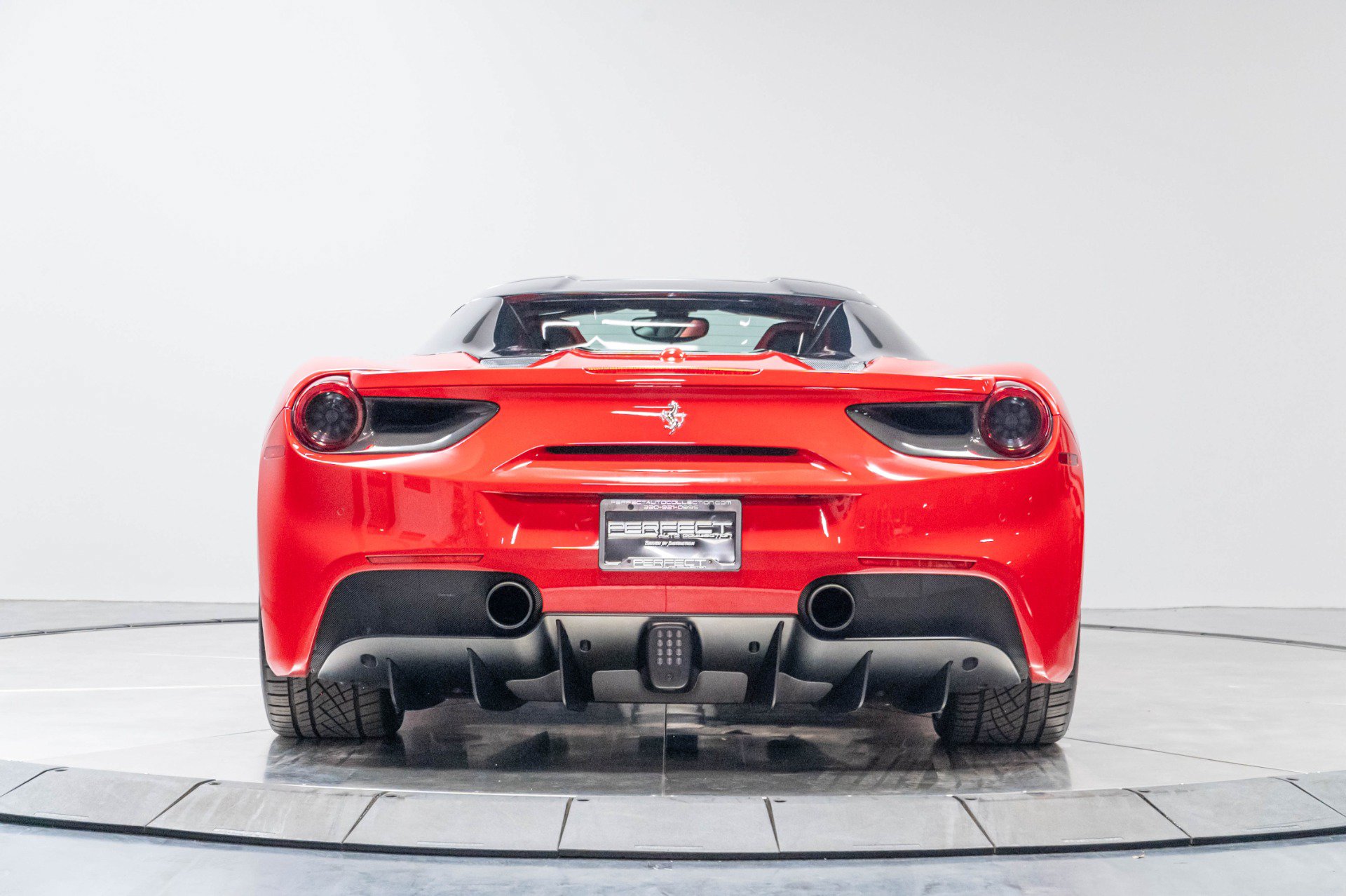 Used 2018 Ferrari 488 Spider RWD image 55