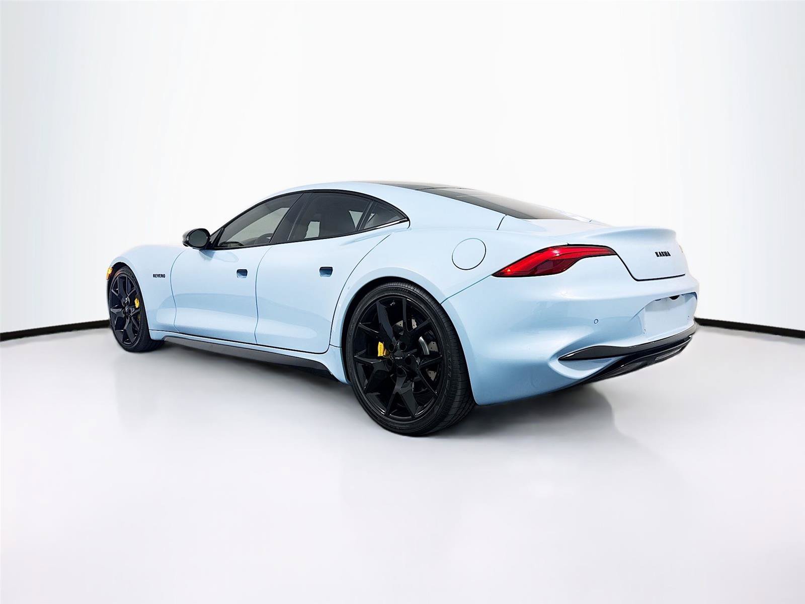 New 2025 Karma Revero Luxury RWD image 30