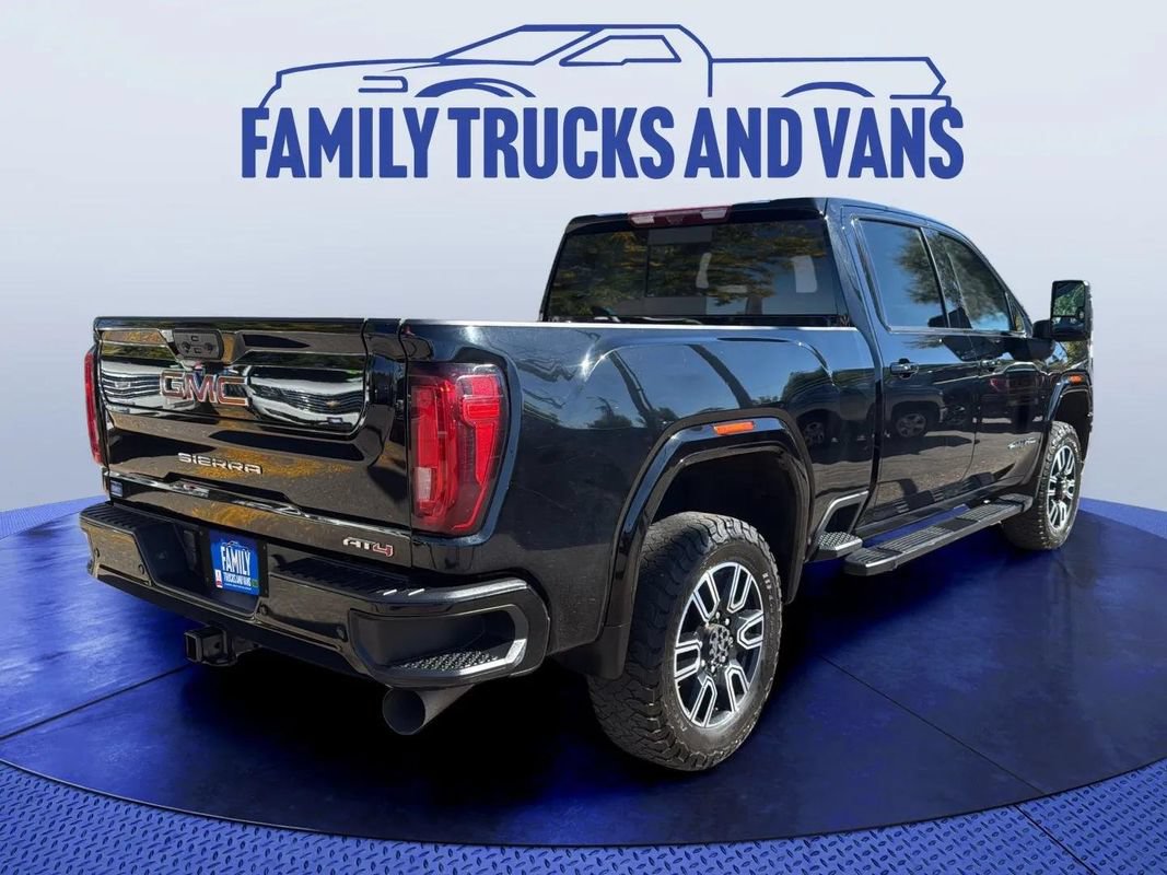 Used 2023 GMC Sierra 3500 AT4 w/ AT4 Preferred Package AWD/4WD image 4