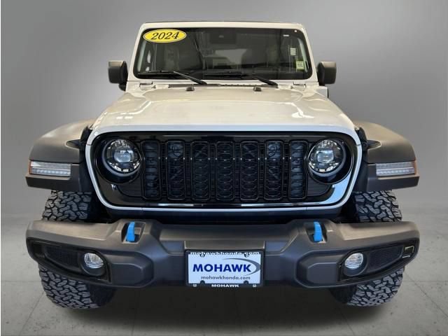 Used 2024 Jeep Wrangler Unlimited AWD/4WD image 9