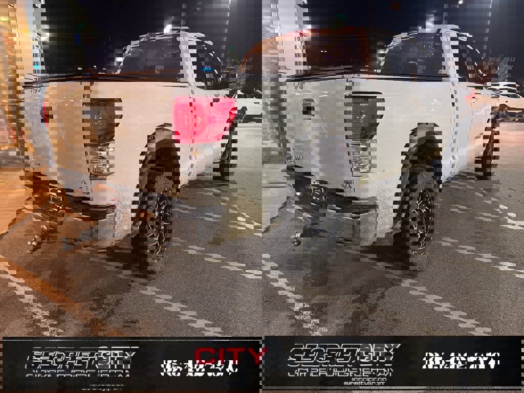 Used 2012 Toyota Tundra 4x4 Double Cab image 7