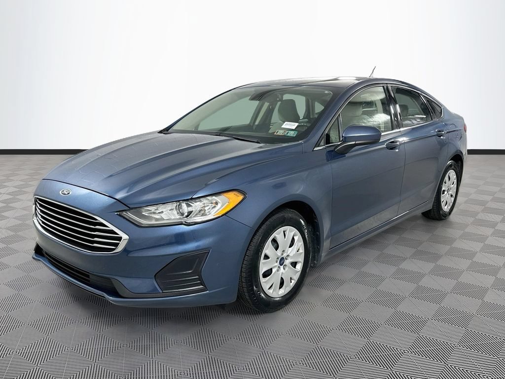 Certified 2019 Ford Fusion S FWD image 3