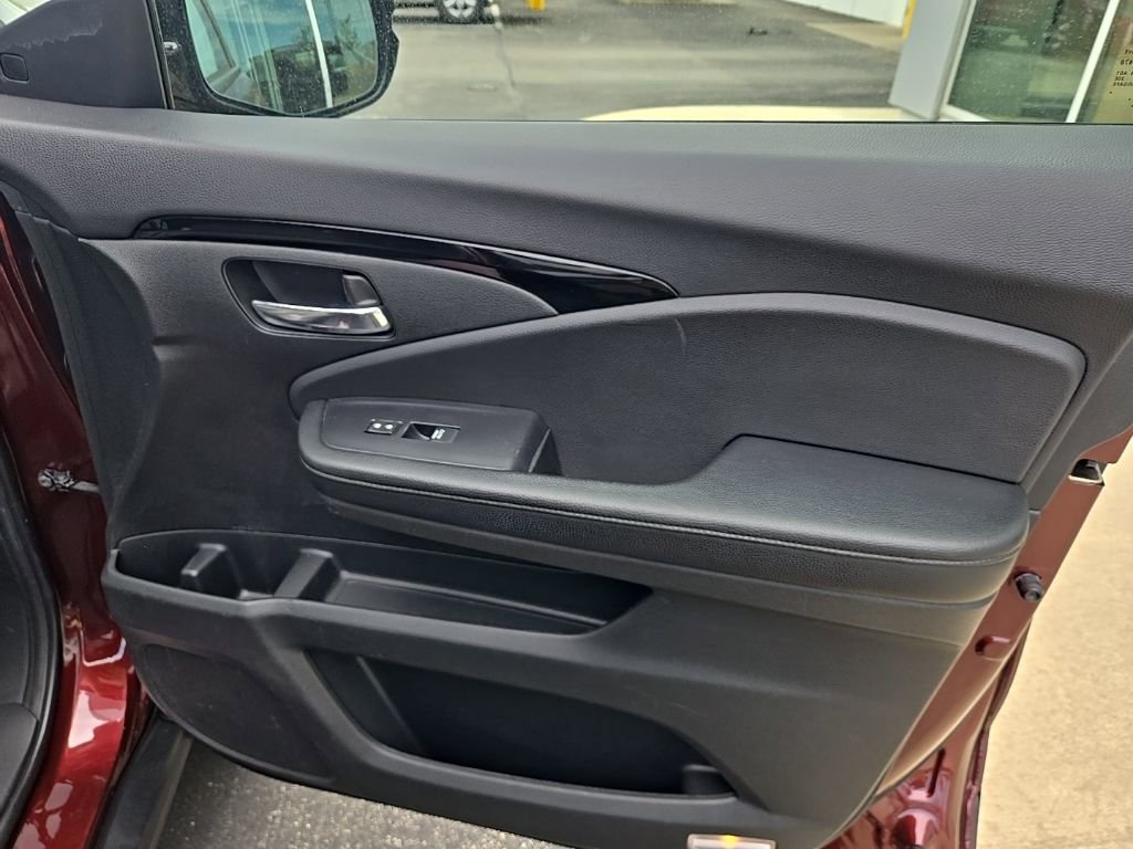 Used 2019 Honda Passport Elite image 34